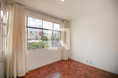 Quarto 1 de apartamento para alugar com 2 quartos, 75m² em Cruzeiro, Belo Horizonte