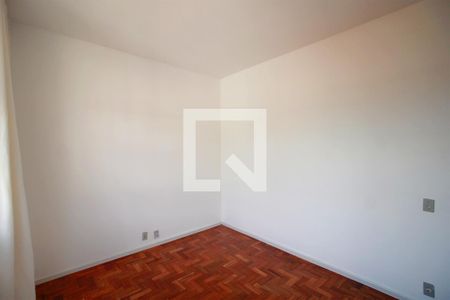 Quarto 1 de apartamento para alugar com 2 quartos, 75m² em Cruzeiro, Belo Horizonte