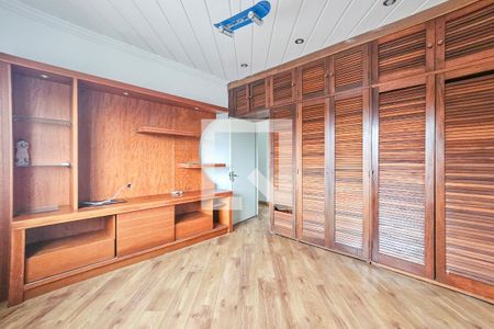 Quarto 1 de apartamento para alugar com 3 quartos, 220m² em Vila Santo Antônio, Guarujá