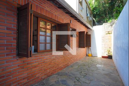 Quintal de apartamento para alugar com 3 quartos, 220m² em Petrópolis, Porto Alegre