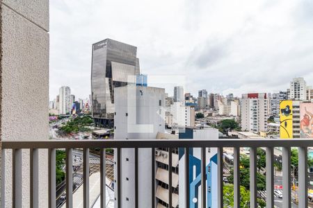 Varanda de kitnet/studio à venda com 1 quarto, 23m² em Pinheiros, São Paulo