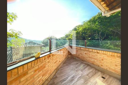 Casa à venda com 4 quartos, 410m² em Itacoatiara, Niterói