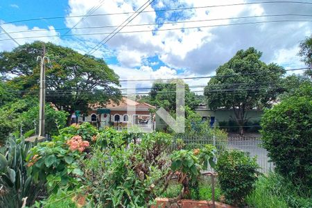 Vista da Sala de casa para alugar com 3 quartos, 139m² em Jardim Itamarati, Campinas