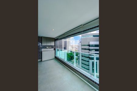 Varanda de kitnet/studio para alugar com 1 quarto, 55m² em Vila Regente Feijó, São Paulo