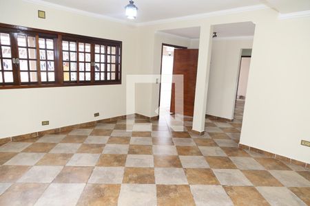 Sala de casa para alugar com 3 quartos, 150m² em Jardim Ottawa, Guarulhos