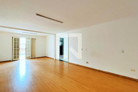 Suíte de casa para alugar com 3 quartos, 180m² em Vila Galvão, Guarulhos