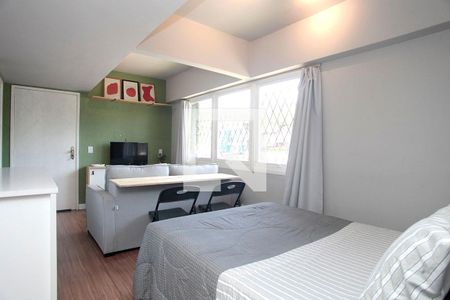 Studio - Quarto de kitnet/studio para alugar com 1 quarto, 33m² em Rio Branco, Porto Alegre