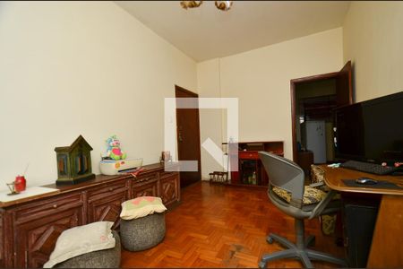 Sala de apartamento à venda com 2 quartos, 111m² em Santa Efigênia, Belo Horizonte