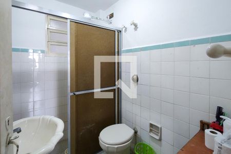 Banheiro de apartamento para alugar com 1 quarto, 40m² em Nova Mirim, Praia Grande