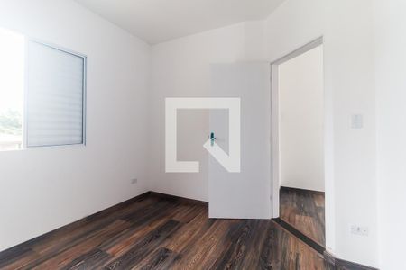 Quarto 1 de casa de condomínio para alugar com 2 quartos, 66m² em Jardim Santa Helena, Poá