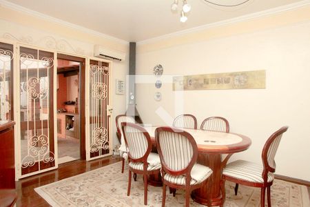 Sala 2 de casa à venda com 4 quartos, 260m² em Petrópolis, Porto Alegre