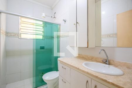 Casa à venda com 213m², 2 quartos e 3 vagas Casa à venda com 213m², 2 quartos e 3 vagasBanheiro