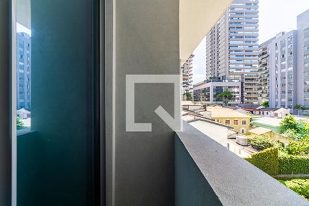 Varanda de apartamento à venda com 1 quarto, 23m² em Pinheiros, São Paulo