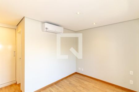 Quarto 1 de apartamento para alugar com 3 quartos, 128m² em Vila Nova Conceição, São Paulo