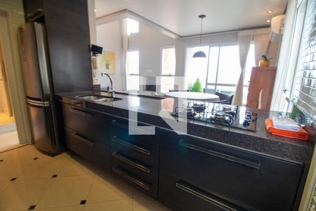 Cozinha de apartamento à venda com 2 quartos, 155m² em Santo Amaro, São Paulo