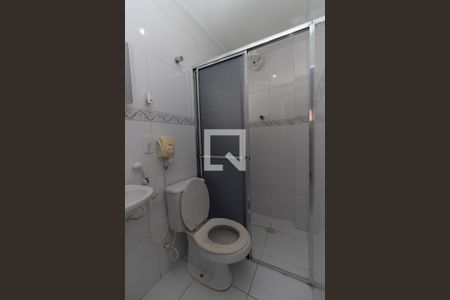 Banheiro de casa para alugar com 1 quarto, 45m² em Vila Isolina Mazzei, São Paulo