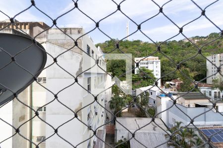 Sala Vista de apartamento para alugar com 2 quartos, 63m² em Rio Comprido, Rio de Janeiro