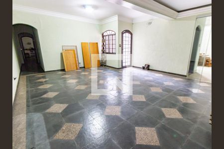 Sala de casa para alugar com 6 quartos, 400m² em Mooca, São Paulo