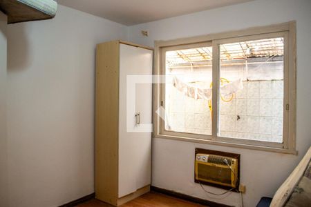 Quarto 1 de apartamento à venda com 2 quartos, 49m² em Cavalhada, Porto Alegre