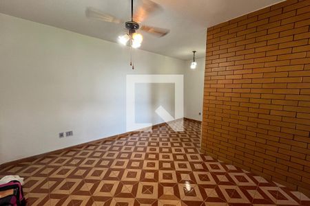 Sala de apartamento para alugar com 2 quartos, 60m² em Jardim Carioca, Rio de Janeiro