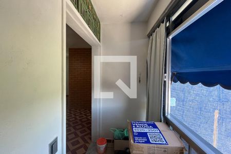 Corredor de apartamento para alugar com 2 quartos, 60m² em Jardim Carioca, Rio de Janeiro