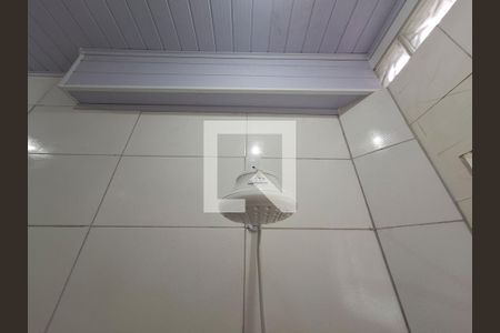 Banheiro de casa para alugar com 1 quarto, 30m² em Vila Gouveia, São Paulo