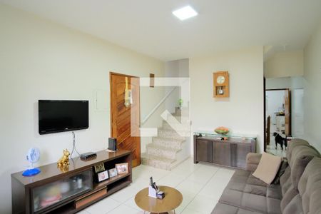 Sala de casa à venda com 3 quartos, 130m² em Vila Fernandes, São Paulo