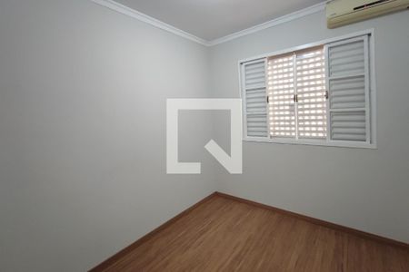 Quarto 2 de apartamento para alugar com 2 quartos, 65m² em Vila Mimosa, Campinas