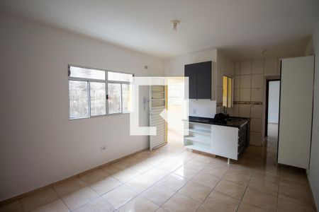 Kitnet/Studio para alugar com 1 quarto, 28m² em Jardim das Oliveiras, São Paulo