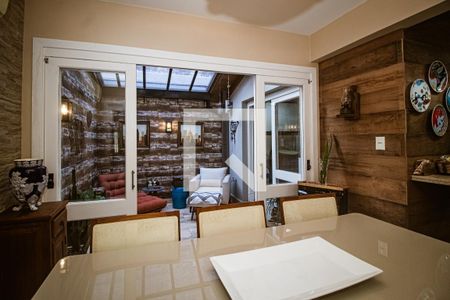 Sala de casa à venda com 4 quartos, 230m² em Vila Conceição, Porto Alegre