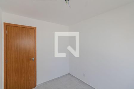 Quarto 1 de apartamento para alugar com 2 quartos, 44m² em Inhoaíba, Rio de Janeiro