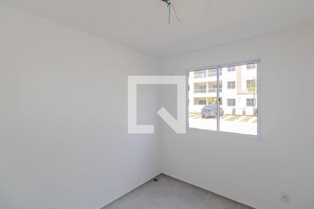 Quarto 1 de apartamento para alugar com 2 quartos, 44m² em Inhoaíba, Rio de Janeiro