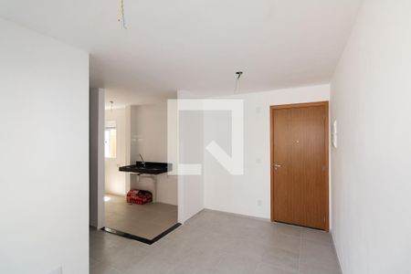 Sala de apartamento para alugar com 2 quartos, 44m² em Inhoaíba, Rio de Janeiro