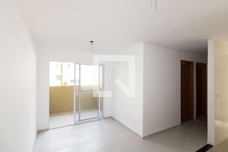 Sala de apartamento para alugar com 2 quartos, 44m² em Inhoaíba, Rio de Janeiro