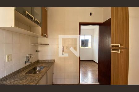 Cozinha de apartamento à venda com 3 quartos, 85m² em Gutierrez, Belo Horizonte