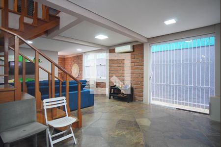 Sala de casa à venda com 3 quartos, 165m² em Jardim Itu, Porto Alegre