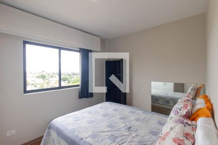 Quarto de apartamento para alugar com 1 quarto, 35m² em Novo Mundo, Curitiba