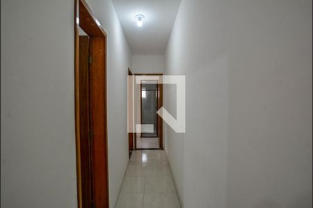 Corredor de apartamento para alugar com 2 quartos, 103m² em Vila Lucinda, Santo André