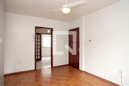 Sala de apartamento à venda com 3 quartos, 77m² em Jardim Botânico, Porto Alegre