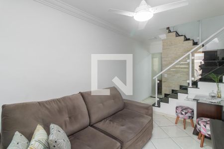 Sala de casa para alugar com 2 quartos, 70m² em Vila Pierina, São Paulo