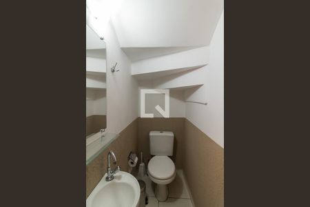 Lavabo de casa para alugar com 2 quartos, 70m² em Vila Pierina, São Paulo