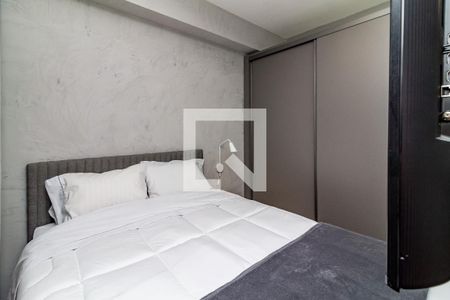 Sala / Quarto de kitnet/studio para alugar com 1 quarto, 24m² em Perdizes, São Paulo