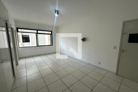 Sala - Dormitório de kitnet/studio para alugar com 1 quarto, 29m² em Centro, Ribeirão Preto