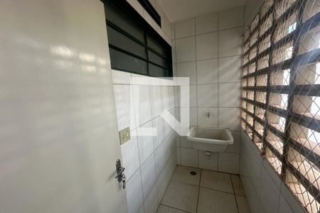 Cozinha - Lavanderia de kitnet/studio para alugar com 1 quarto, 29m² em Centro, Ribeirão Preto