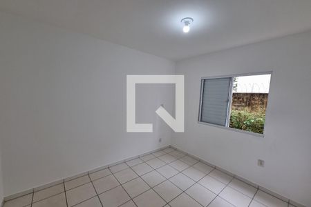 Dormitório 2 de apartamento para alugar com 2 quartos, 45m² em Jardim Florestan Fernandes, Ribeirão Preto