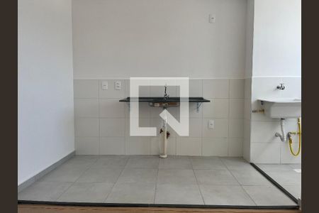 Sala/Cozinha/Área de Serviço de apartamento para alugar com 2 quartos, 42m² em Barra Funda, São Paulo