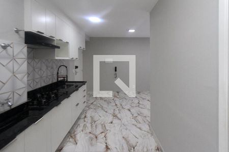 Cozinha e Área de Serviço de apartamento para alugar com 2 quartos, 40m² em Sítio da Figueira, São Paulo