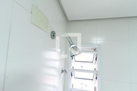 Apartamento à venda com 300m², 4 quartos e 4 vagas Apartamento à venda com 300m², 4 quartos e 4 vagasBanheiro da Suíte 3