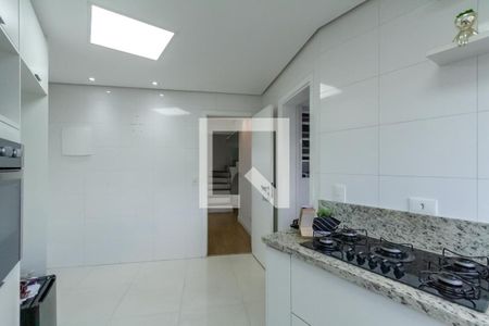 Apartamento à venda com 300m², 4 quartos e 4 vagas Apartamento à venda com 300m², 4 quartos e 4 vagasCozinha