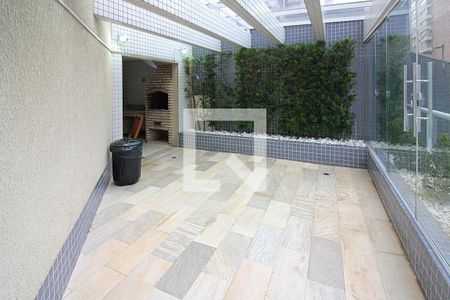 Apartamento à venda com 300m², 4 quartos e 4 vagas Apartamento à venda com 300m², 4 quartos e 4 vagasÁrea Comum